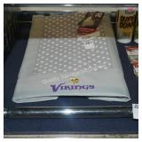 vikings tote bag (display)