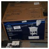 24ï¿½ laundry tub (missing handle)