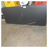 black folding legs table