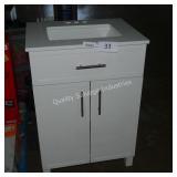 24ï¿½ vanity w top