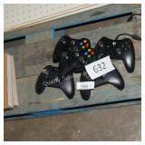 4 gaming controllers