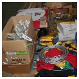 makeup/ clothing/ cleaning/ winch pallet