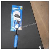 kobalt 10in quick adjust pipe wrench (display)