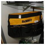 dewalt tool bag (display)