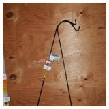 2 shepherd hooks missing metal piece at bottom