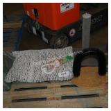 self warming pet bed & cat toys