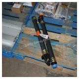 2 train hoses