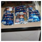 6 marvel keychains (display)