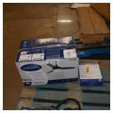 44ï¿½ ceiling fan and mini light