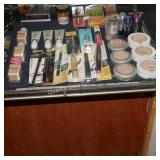 27pcs asst makeup (display)