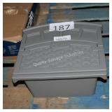 sincast hose holder