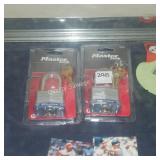 2 master lock locks w/ keys (display)