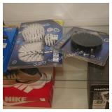 2 drill brush cleaning kits (display)
