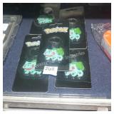 5 pokemon key chains (display)