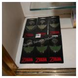 6 zelda keychains (display)