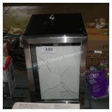 wine cooler (broken inner glass)