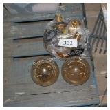 hanging light w globes