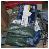 2 asst size tarps