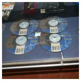 4 norton gemini 6" cutting wheels (display)
