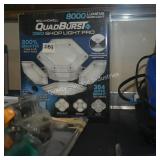 quad burst shop light (display)
