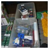 2 totes auto parts