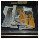 3/5pk dewalt phillips bits (display)