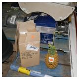 pineapple birdhouse