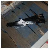 4 mower blades