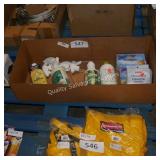 ctn of cleaning supplies