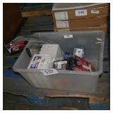 tote of asst car parts