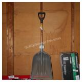 craftsman scoop shovel