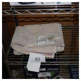 2.3ï¿½ x 3.9ï¿½ area rug