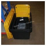 6 totes & 5 lids