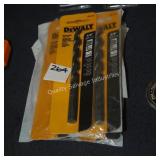 6 dewalt 3/8ï¿½ drill bits (display)