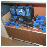 kobalt 4pc tool kit w/ batt/chg (display)