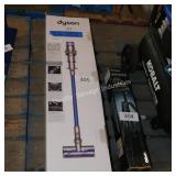 dyson v11 cordless vac -not tested - batt/ch in