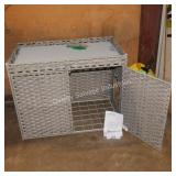 cat litter box