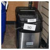 ice maker