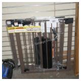 2 safety gates