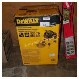 dewalt 12g shop vac