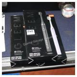 3 gleem battery powered toothbrush (display)