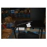 folding table (minor damage)