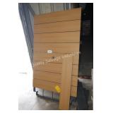 patio table w/legs (1 pc broke)