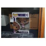 4 pop! whitney houston vinyl figures (display)