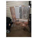 3 wall art pcs - 1 broke frame