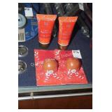 4ct modern expressions lotion & lip balm