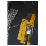 6 dewalt 3/8ï¿½ drill bits (display)