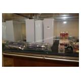 6 white tumblers w straws and brushes (display)