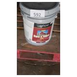 latex barn & fence paint