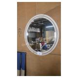 round mirror